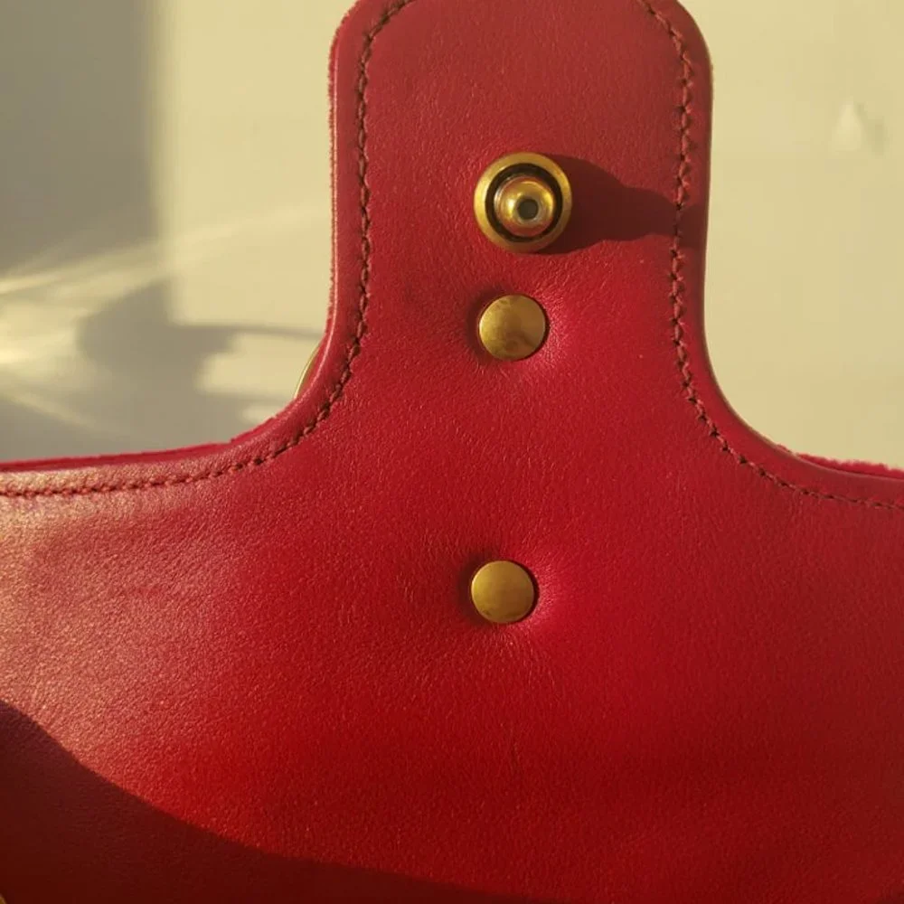 ❌SOLD❌GUCCI Marmont Red Velvet Bag - Picture 3 of 15